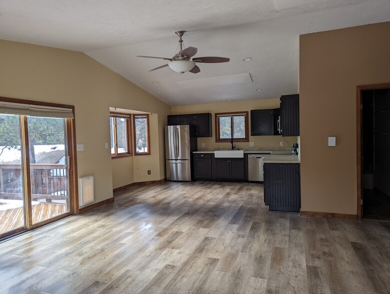 Building Photo - 120 Wisp Creek Dr
