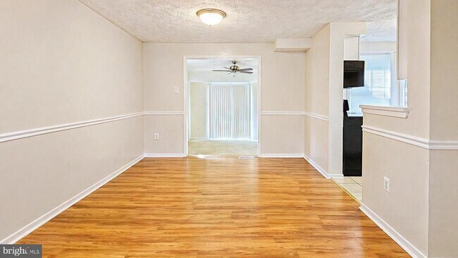 Building Photo - 7416 Kilcreggan Terrace