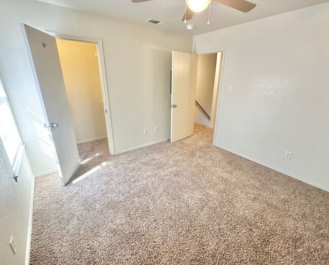 Building Photo - NEW IN MANAGEMENT - RENOVATED UNIT
