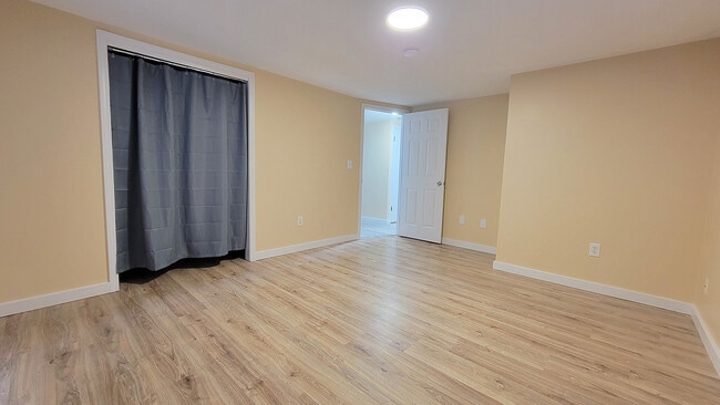 Building Photo - 2701 Wilshire Blvd