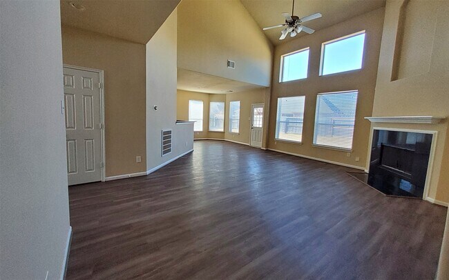 Building Photo - 12911 Brook Arbor Ct