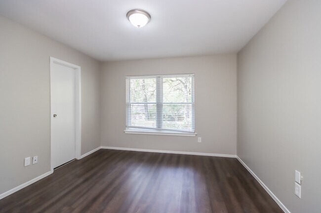 Building Photo - 103 Maple Branch St