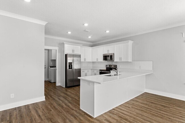 Building Photo - 170 Bradford Ct
