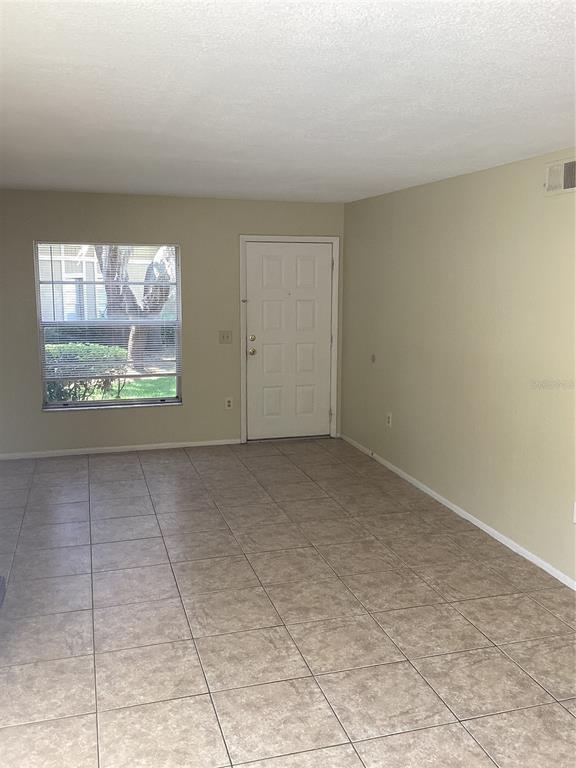 Building Photo - 14321 Hanging Moss Cir