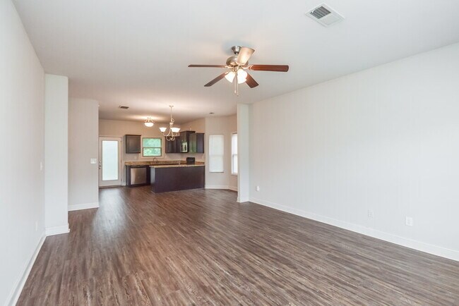 Building Photo - 1008 Allegiance Dr