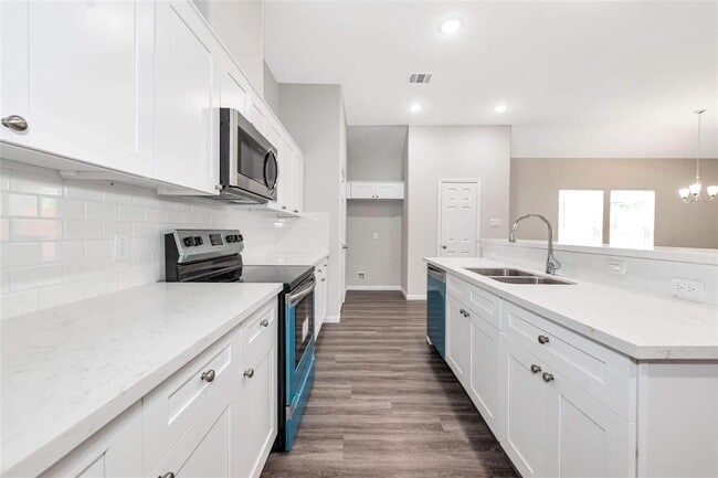 Building Photo - 2150 Mosher Ln