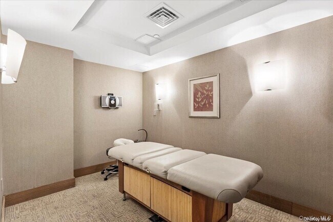 Building Photo - 20 West St