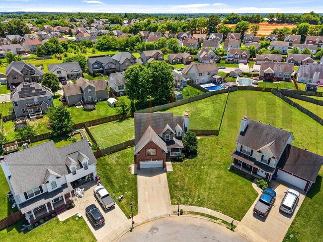 Building Photo - 1336 Southwood Ct