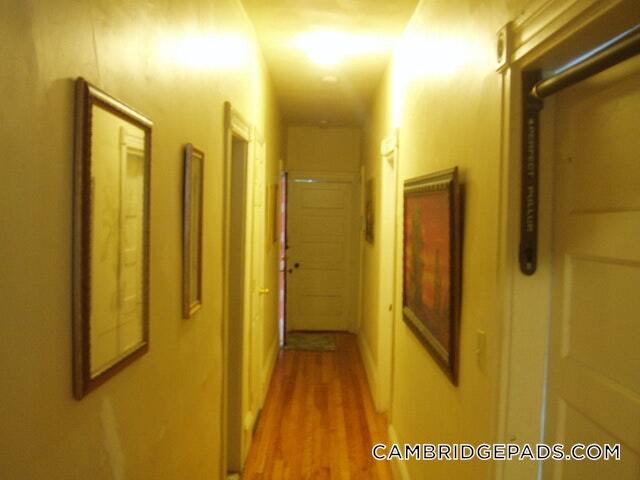 Building Photo - 124 Berkshire St