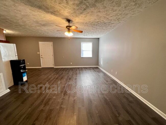 Building Photo - 103 N Bentley St