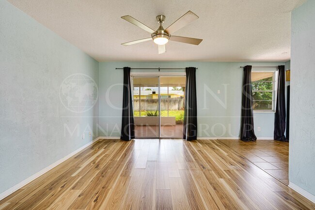 Building Photo - Welcome to your Perfect Beachside Retreat!