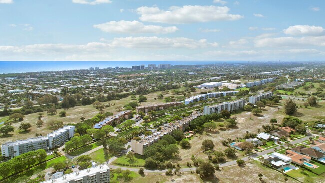 Building Photo - 6161 NW 2nd Ave