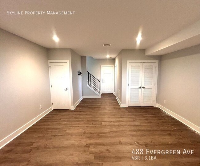 Building Photo - 488 Evergreen Ave