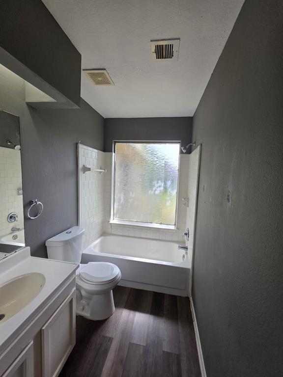 Building Photo - 22819 Carter Gate Dr