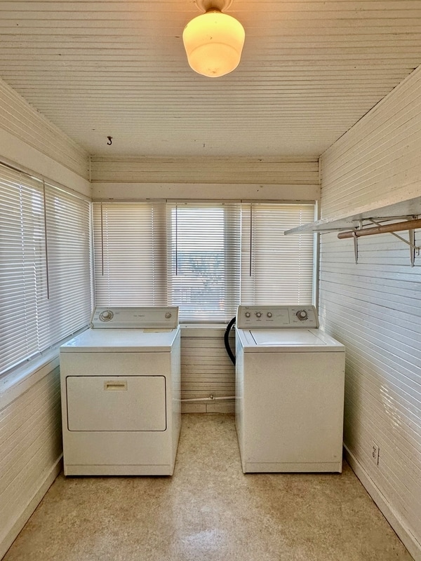 Building Photo - 117 E Empire St