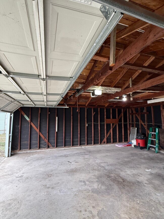 Building Photo - 418 McKinley Ave