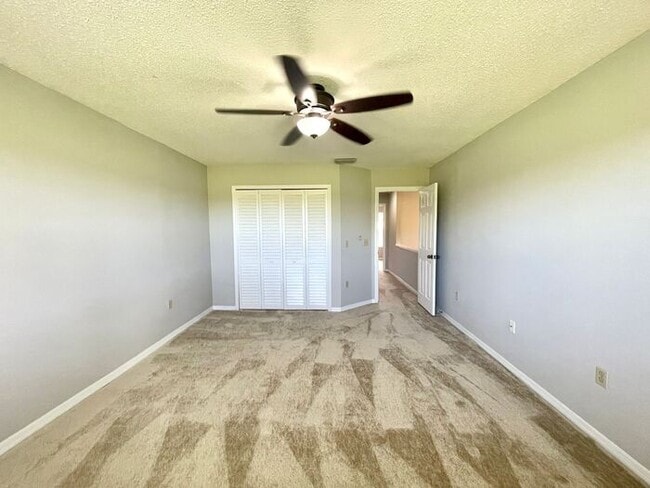 Building Photo - WEDGEFIELD GOLF COURSE VILLA