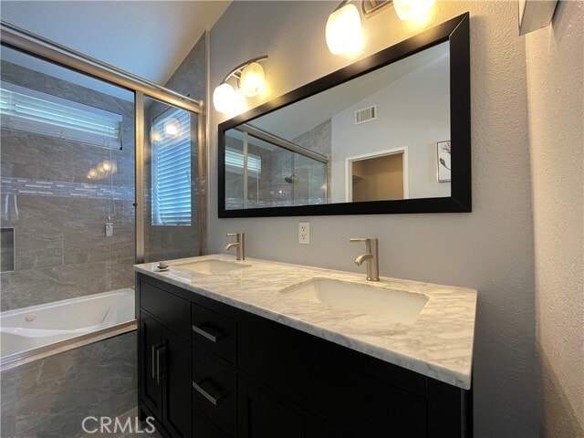 Building Photo - 16615 Windcrest Dr