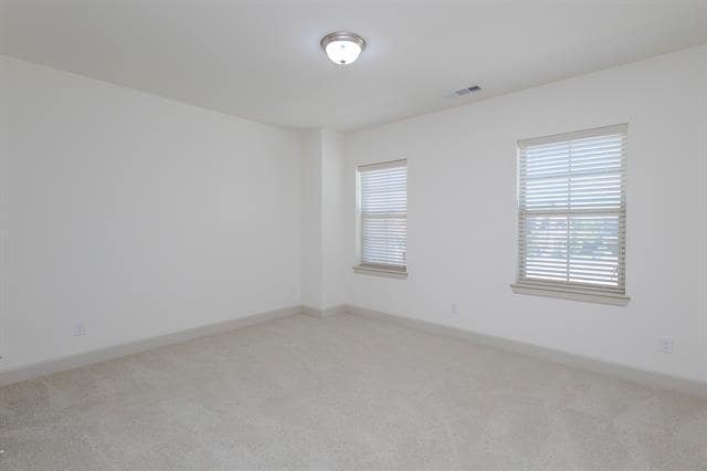 Building Photo - 6337 Saddlebrook Way