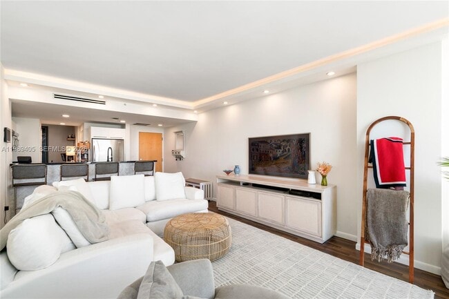 Building Photo - 244 Biscayne Blvd