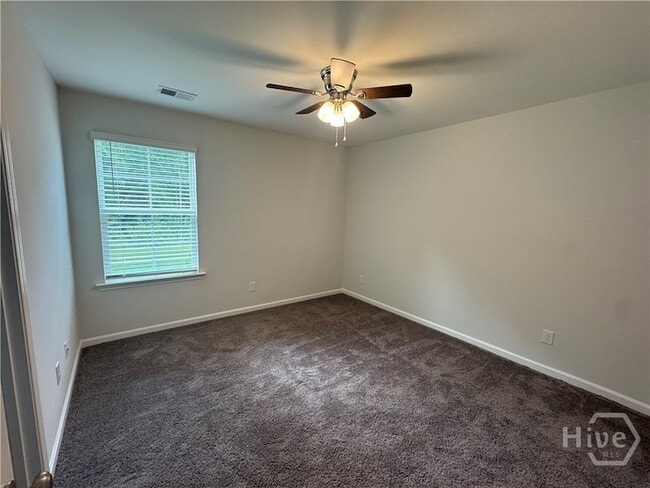 Building Photo - 148 Spring Hill Dr