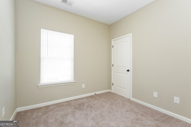 Building Photo - 767 Helm Ln NW