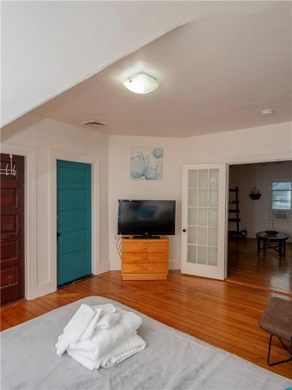 Building Photo - 3-14 Belair Ave