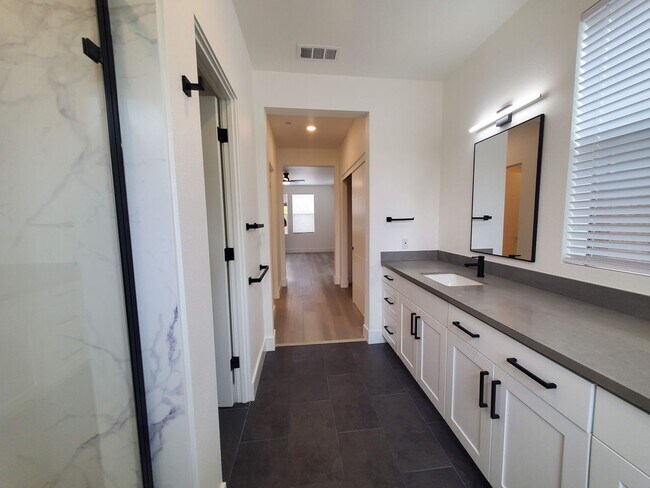 Building Photo - 2299 San Miguel Ave