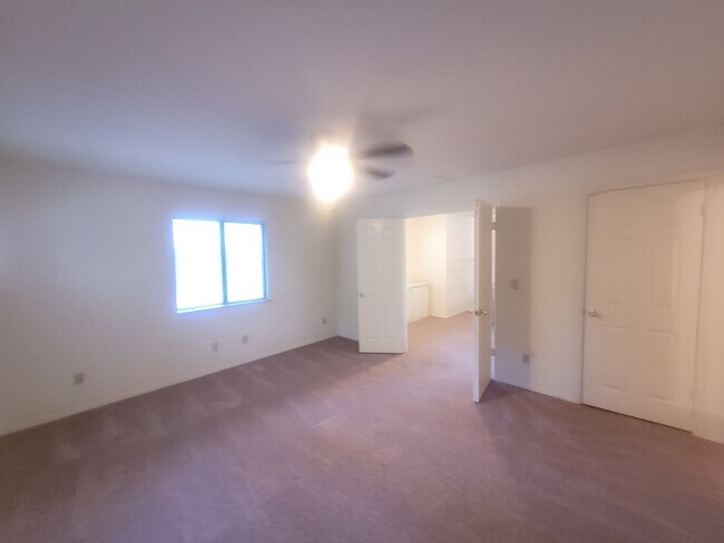 Building Photo - Gated community along American River Drive