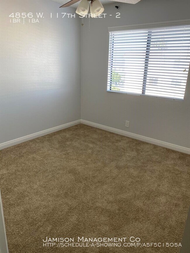 Building Photo - 4856 W 117th St