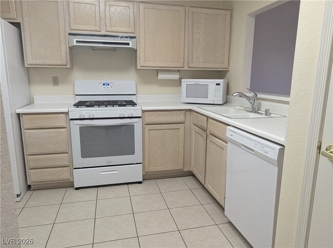 Building Photo - 2756 Showcase Dr