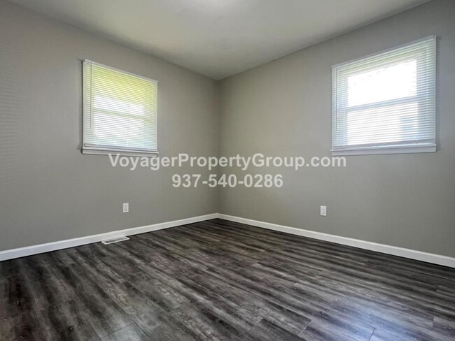Building Photo - 18 Carma Dr