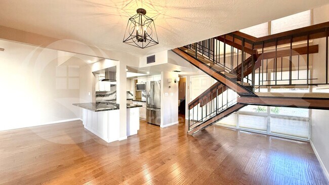 Building Photo - 5601 N 79th St