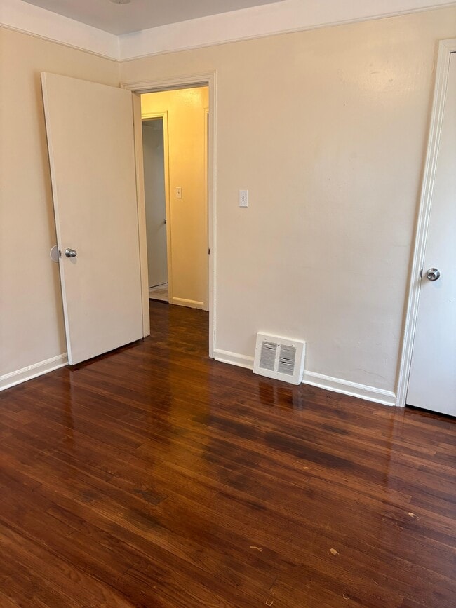 Building Photo - 19449 W Chicago