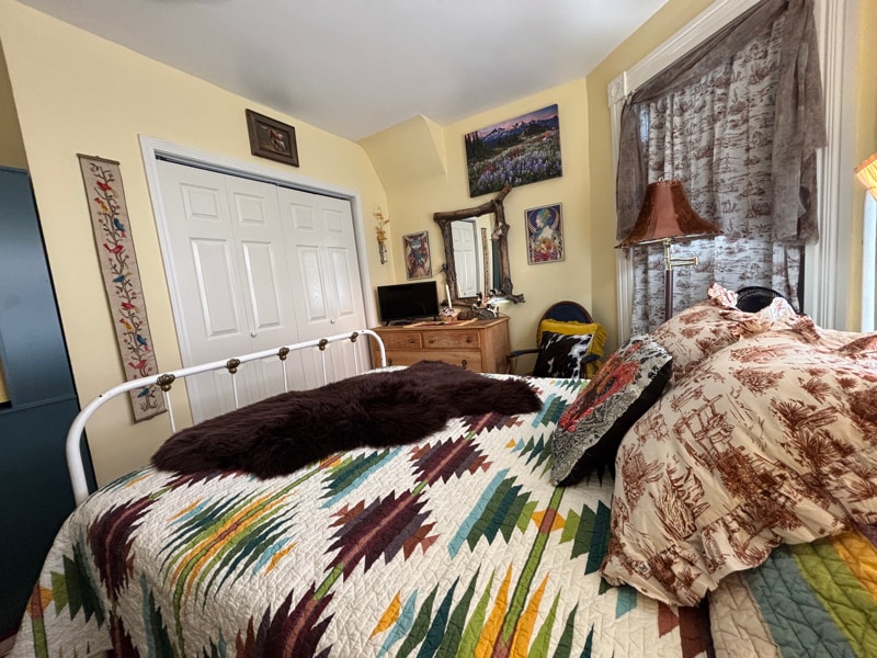 Building Photo - 425 S Washington St