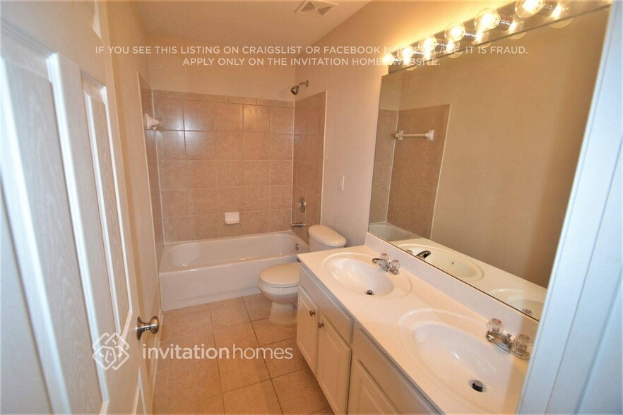 Building Photo - 544 Watercress Dr