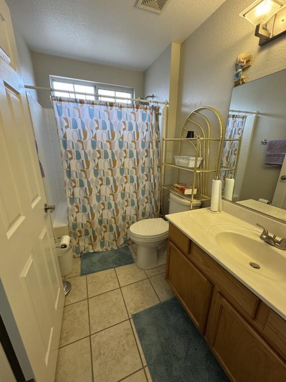 Building Photo - 3858 E Ames Ave