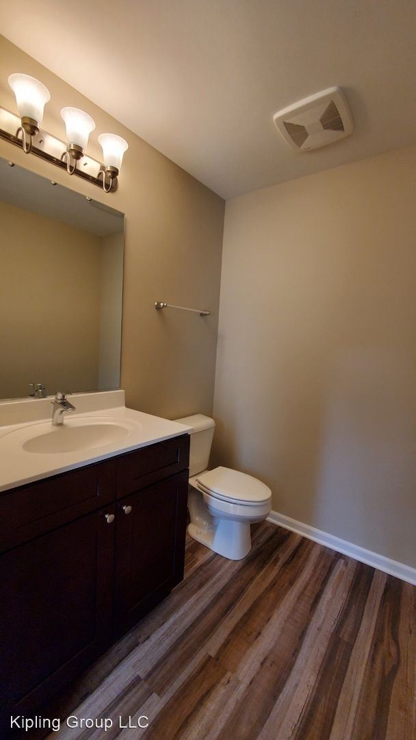Building Photo - 2 br, 1.5 bath House - 352 Tall Tree Lane