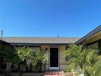 Building Photo - 1918 N Ontario St