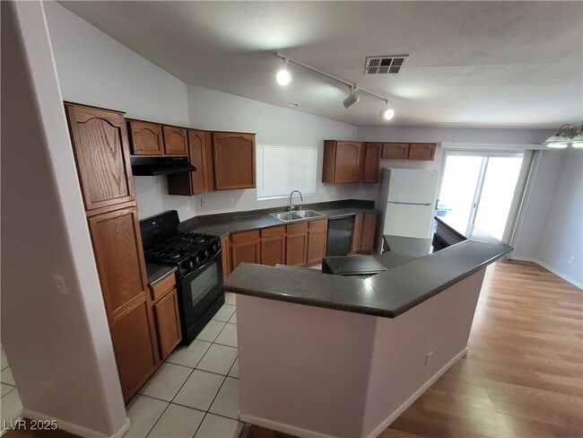 Building Photo - 5228 Mineral Lake Dr