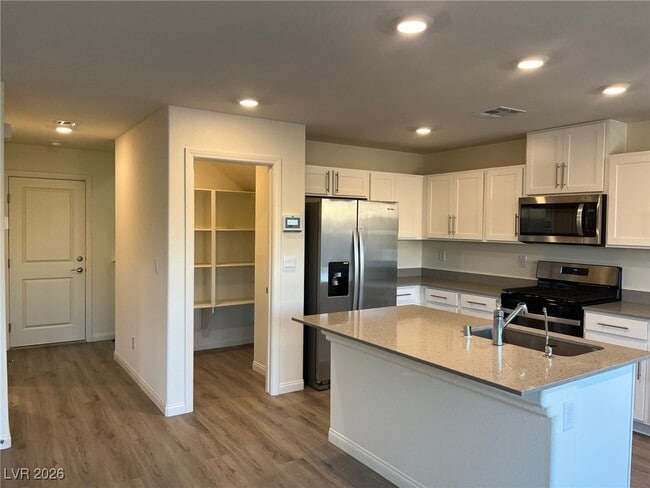 Building Photo - 794 Rancho Sedona Ave