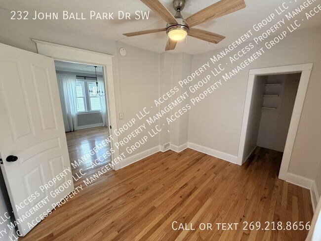 Building Photo - 232 John Ball Park Dr SW