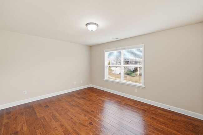 Building Photo - 10012 Park Sky Cir