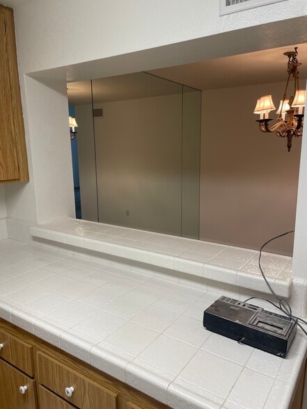 Building Photo - 1321 Calle Lozano