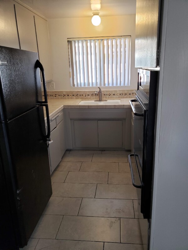 Building Photo - 5316 Lorna St