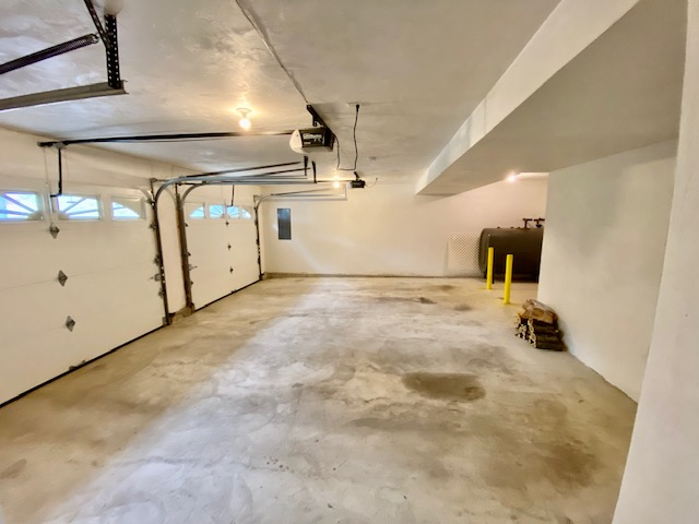 Building Photo - 16 Cadorna Rd