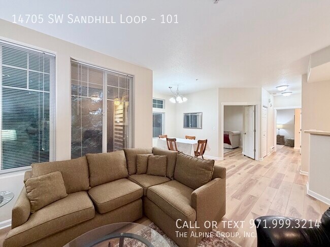 Building Photo - 14705 SW Sandhill Loop