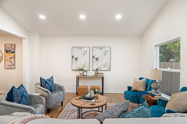 Building Photo - 10230 Newcombe Dr