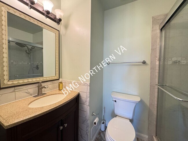 Building Photo - 7343 Rokeby Dr