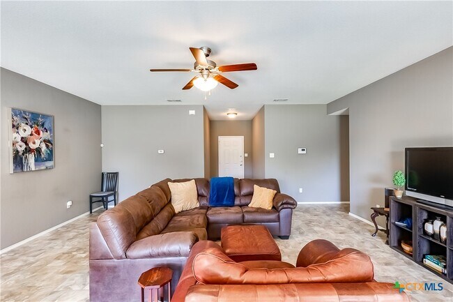 Building Photo - 5102 Screaming Eagle Cir